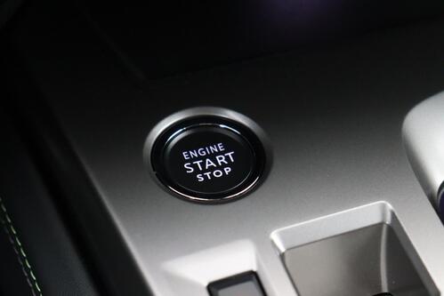 PEUGEOT 308 SW 1.2 GT PURETECH EAT8 + CARPLAY + GPS + CAMERA + PDC + CRUISE (ACC) + ALU 18