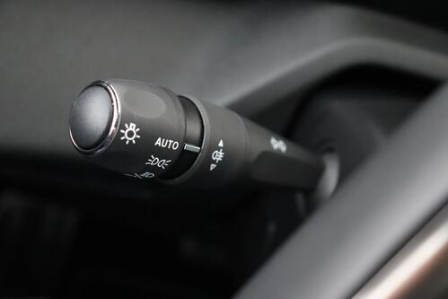 PEUGEOT 308 SW 1.2 GT PURETECH EAT8 + CARPLAY + GPS + CAMERA + PDC + CRUISE (ACC) + ALU 18