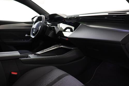 PEUGEOT 308 SW 1.2 GT PURETECH EAT8 + CARPLAY + GPS + CAMERA + PDC + CRUISE (ACC) + ALU 18