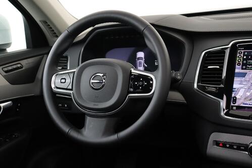 VOLVO XC90 PLUS BRIGHT 2.0 T8 RECHARGE GEARTRONIC + 7PL. + GPS + LEDER + CARPLAY + CAMERA + PDC + CRUISE + PANO DAK + ALU 21