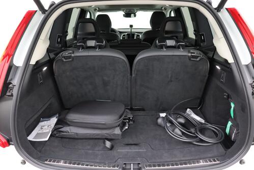 VOLVO XC90 PLUS BRIGHT 2.0 T8 RECHARGE GEARTRONIC + 7PL. + GPS + LEDER + CARPLAY + CAMERA + PDC + CRUISE + PANO DAK + ALU 21