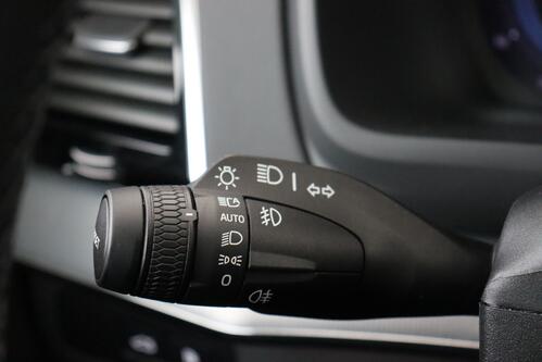 VOLVO XC90 PLUS BRIGHT 2.0 T8 RECHARGE GEARTRONIC + 7PL. + GPS + LEDER + CARPLAY + CAMERA + PDC + CRUISE + PANO DAK + ALU 21