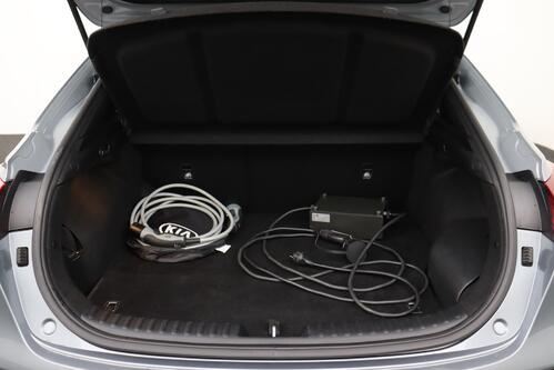 KIA XCeed BUSINESS LINE  1.6 GDi PHEV + A/T + GPS + CARPLAY + CAMERA + HALF/LEDER + OPEN DAK + CRUISE + ALU 16