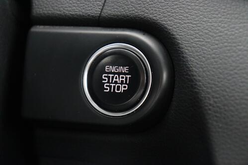 KIA XCeed BUSINESS LINE  1.6 GDi PHEV + A/T + GPS + CARPLAY + CAMERA + HALF/LEDER + OPEN DAK + CRUISE + ALU 16