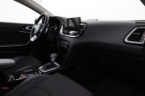 KIA XCeed BUSINESS LINE  1.6 GDi PHEV + A/T + GPS + CARPLAY + CAMERA + HALF/LEDER + OPEN DAK + CRUISE + ALU 16