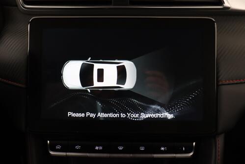 MG ZS  COMFORT 1.4i  + CARPLAY + PDC + CRUISE + ALU 17