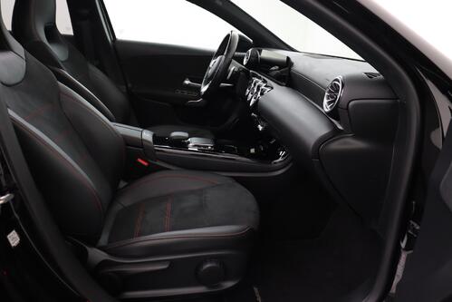 MERCEDES-BENZ A 180 dA + GPS + CARPLAY + LEDER/ALCANTARA + PDC + CRUISE + OPEN DAK + ALU 18