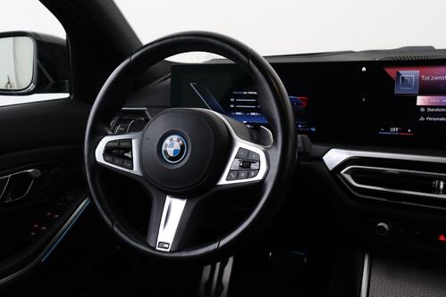 BMW 320 e TOURING SPORT iA  M-SPORT + GPS + CARPLAY + CAMERA + LEDER/ALCANTARA + PDC + CRUISE + PANO DAK + ALU 