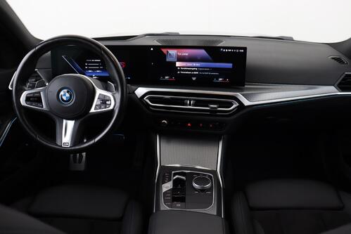 BMW 320 e TOURING SPORT iA  M-SPORT + GPS + CARPLAY + CAMERA + LEDER/ALCANTARA + PDC + CRUISE + PANO DAK + ALU 