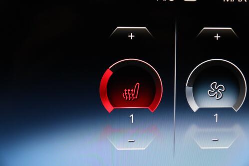 BMW 320 e TOURING SPORT iA  M-SPORT + GPS + CARPLAY + CAMERA + LEDER/ALCANTARA + PDC + CRUISE + PANO DAK + ALU 