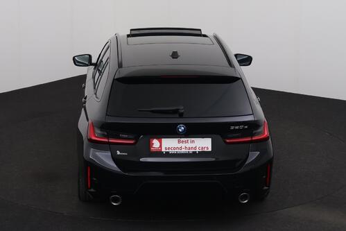 BMW 320 e TOURING SPORT iA  M-SPORT + GPS + CARPLAY + CAMERA + LEDER/ALCANTARA + PDC + CRUISE + PANO DAK + ALU 