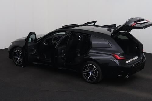 BMW 320 e TOURING SPORT iA  M-SPORT + GPS + CARPLAY + CAMERA + LEDER/ALCANTARA + PDC + CRUISE + PANO DAK + ALU 