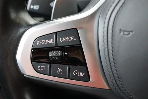 BMW 320 e TOURING SPORT iA  M-SPORT + GPS + CARPLAY + CAMERA + LEDER/ALCANTARA + PDC + CRUISE + PANO DAK + ALU 