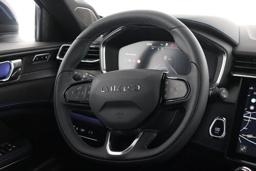LYNK & CO 01 1.5T PHEV  + A/T + GPS + CARPLAY + CAMERA + PDC + CRUISE + PANO DAK + ALU 20