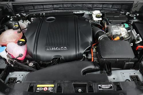 LYNK & CO 01 1.5T PHEV  + A/T + GPS + CARPLAY + CAMERA + PDC + CRUISE + PANO DAK + ALU 20