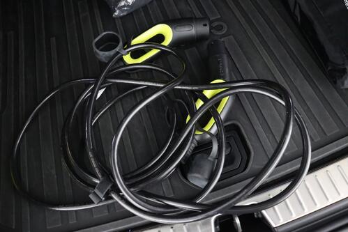 LYNK & CO 01 1.5T PHEV  + A/T + GPS + CARPLAY + CAMERA + PDC + CRUISE + PANO DAK + ALU 20