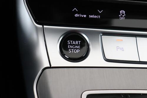 AUDI A6 55 TFSIe S-LINE PHEV + CARPLAY + GPS + PDC + CRUISE (ACC) + LEDER + ALU 19