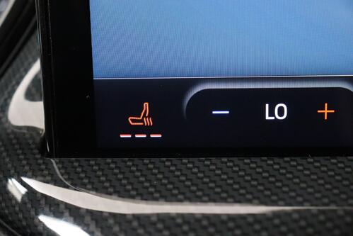 FORD Focus ST-LINE MHEV  + CARPLAY + GPS + CAMERA + PDC + CRUISE (ACC) + ALU 17