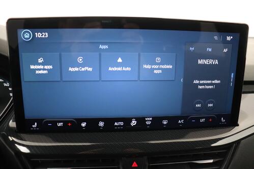 FORD Focus ST-LINE MHEV  + CARPLAY + GPS + CAMERA + PDC + CRUISE (ACC) + ALU 17