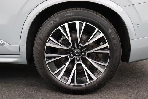 VOLVO XC90 PLUS BRIGHT 2.0 T8 RECHARGE GEARTRONIC + 7PL. + GPS + LEDER + CAMERA + PDC + PANO DAK + CRUISE + ALU 20 + TREKHAAK