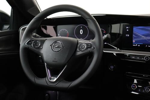 OPEL Mokka ULTIMATE 1.2 TURBO START STOP AT8 + CARPLAY + GPS + CAMERA + PDC + CRUISE + HALF-LEDER + ALU