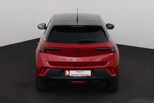 OPEL Mokka ULTIMATE 1.2 TURBO START STOP AT8 + CARPLAY + GPS + CAMERA + PDC + CRUISE + HALF-LEDER + ALU