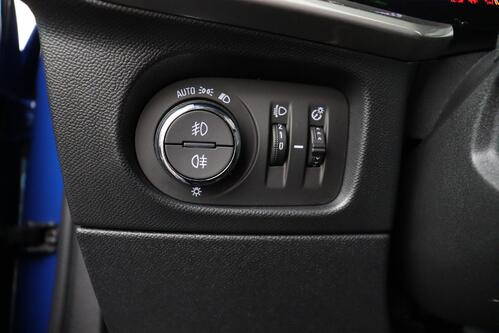 OPEL Mokka ULTIMATE 1.2 TURBO START STOP AT8 + CARPLAY + CAMERA + PDC + CRUISE + ALU 