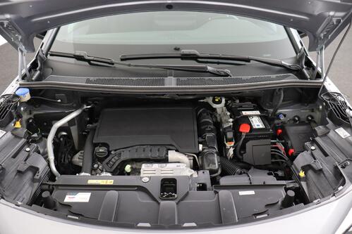 PEUGEOT 5008 GT-LINE 1.2 PURETECH EAT8 + 7PL. + A/T + GPS + CARPLAY + CAMERA + PDC + CRUISE(ACC) + ALU 18