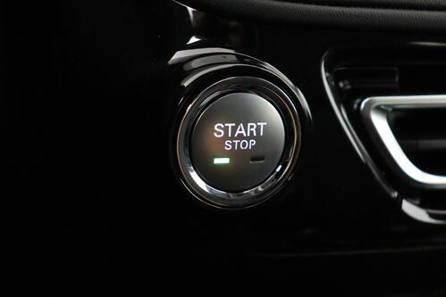 MG HS LUXURY 1.5 TGI PHEV + A/T + GPS + CARPLAY + LEDER + CAMERA + PDC + CRUISE (ACC) + ALU 19