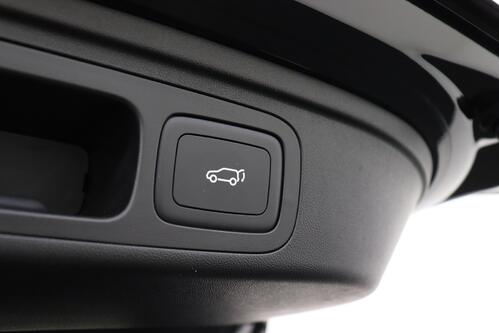 MG HS LUXURY 1.5 TGI PHEV + A/T + GPS + CARPLAY + LEDER + CAMERA + PDC + CRUISE (ACC) + ALU 19