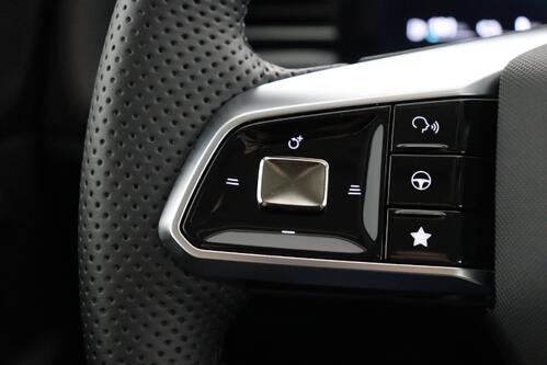 MG HS  LUXURY 1.5 TGI  PHEV + A/T + CARPLAY + LEDER + CAMERA + PDC + CRUISE (ACC) + ALU 19