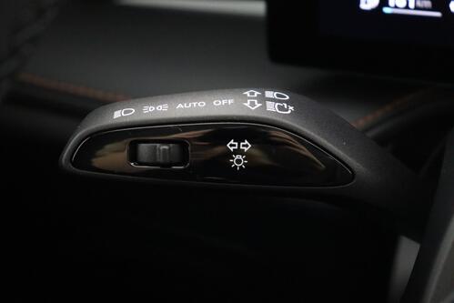 MG HS  LUXURY 1.5 TGI  PHEV + A/T + CARPLAY + LEDER + CAMERA + PDC + CRUISE (ACC) + ALU 19