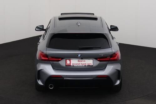 BMW 118  M-SPORT iA STEPTRONIC + GPS + CARPLAY + CAMERA + PDC + CRUISE + OPEN DAK + HALF/LEDER + ALU