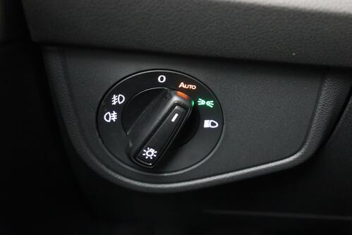 VOLKSWAGEN Polo R-LINE 1.0 TSI DSG  + GPS + CARPLAY + CAMERA + PDC + OPEN DAK + CRUISE(ACC) + ALU 17