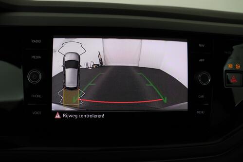 VOLKSWAGEN Polo R-LINE 1.0 TSI DSG  + GPS + CARPLAY + CAMERA + PDC + OPEN DAK + CRUISE(ACC) + ALU 17