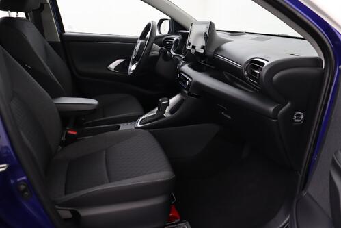 TOYOTA Yaris 1.5i  HYBRID CVT + A/T + GPS + CAMERA + PDC + CRUISE + ALU 