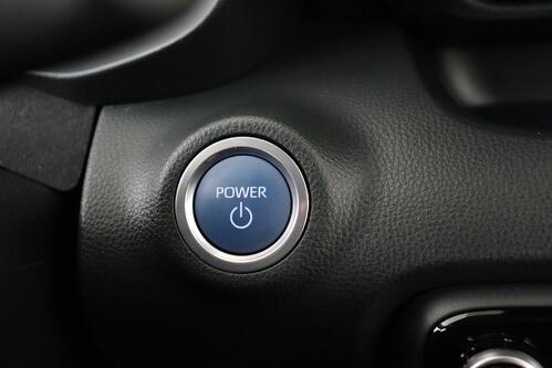 TOYOTA Yaris 1.5i  HYBRID CVT + A/T + GPS + CAMERA + PDC + CRUISE + ALU 