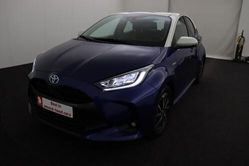 TOYOTA Yaris 1.5i  HYBRID CVT + A/T + GPS + CAMERA + PDC + CRUISE + ALU 