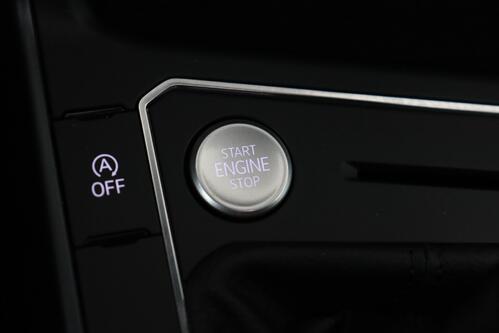 VOLKSWAGEN Polo R-LINE 1.0 TSI DSG  + GPS + CARPLAY + CAMERA + PDC + OPEN DAK + CRUISE(ACC) + ALU 17