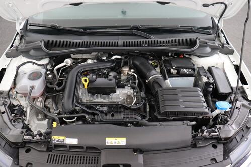 VOLKSWAGEN Polo 1.0 TSI DSG R-LINE + CARPLAY + GPS + CAMERA + PDC + CRUISE (ACC) + SCHUIFDAK + ALU 17