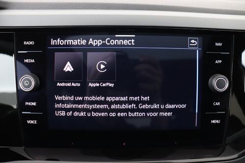 VOLKSWAGEN Polo 1.0 TSI DSG R-LINE + CARPLAY + GPS + CAMERA + PDC + CRUISE (ACC) + SCHUIFDAK + ALU 17