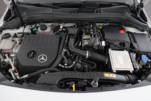 MERCEDES-BENZ B 250 e iA BUS.SOLUTION 8G-DCT + GPS + CAMERA + PDC + CRUISE + LEDER/ALCANTARA + ALU 19