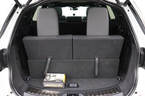 LAND ROVER Discovery Sport 2.0 D200 AWD + 7PL. + A/T + GPS + LEDER + CARPLAY + CAMERA + PDC + PANO DAK + ALU 20