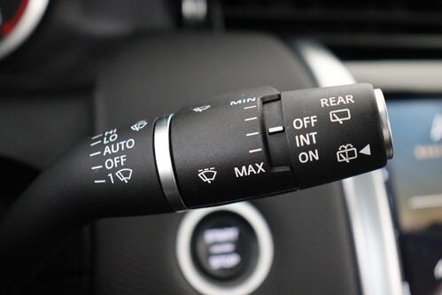 LAND ROVER Discovery Sport 2.0 D200 AWD + 7PL. + A/T + GPS + LEDER + CARPLAY + CAMERA + PDC + PANO DAK + ALU 20