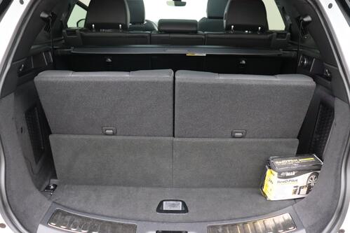 LAND ROVER Discovery Sport 2.0 D R-DYNAMIC-S AWD + 7PL. + A/T + GPS + LEDER + CAMERA + PDC + CRUISE (ACC) + PANO DAK + ALU 20