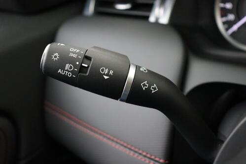 LAND ROVER Discovery Sport  R-DYNAMIC 2.0D S AWD + 7PL. + A/T + GPS + LEDER + CAMERA + PDC + PANO DAK + CRUISE + ALU 20