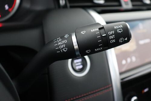 LAND ROVER Discovery Sport  R-DYNAMIC 2.0D S AWD + 7PL. + A/T + GPS + LEDER + CAMERA + PDC + PANO DAK + CRUISE + ALU 20