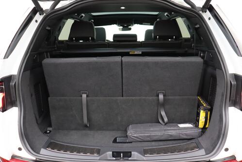 LAND ROVER Discovery Sport  R-DYNAMIC 2.0D S AWD + 7PL. + A/T + GPS + LEDER + CAMERA + PDC + PANO DAK + CRUISE + ALU 20