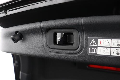 MERCEDES-BENZ C 300 e iA + GPS + CAMERA + PDC + CRUISE + ALU 18