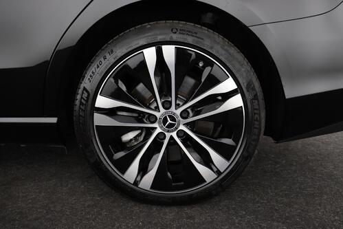 MERCEDES-BENZ C 300 e iA + GPS + CAMERA + PDC + CRUISE + ALU 18